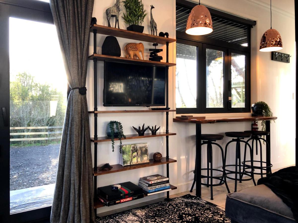 Tiny Home Luxury Farm Escape New Plymouth Egmont Village エクステリア 写真